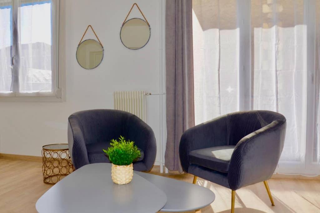 Dolmen Adrien 5 Apartment *