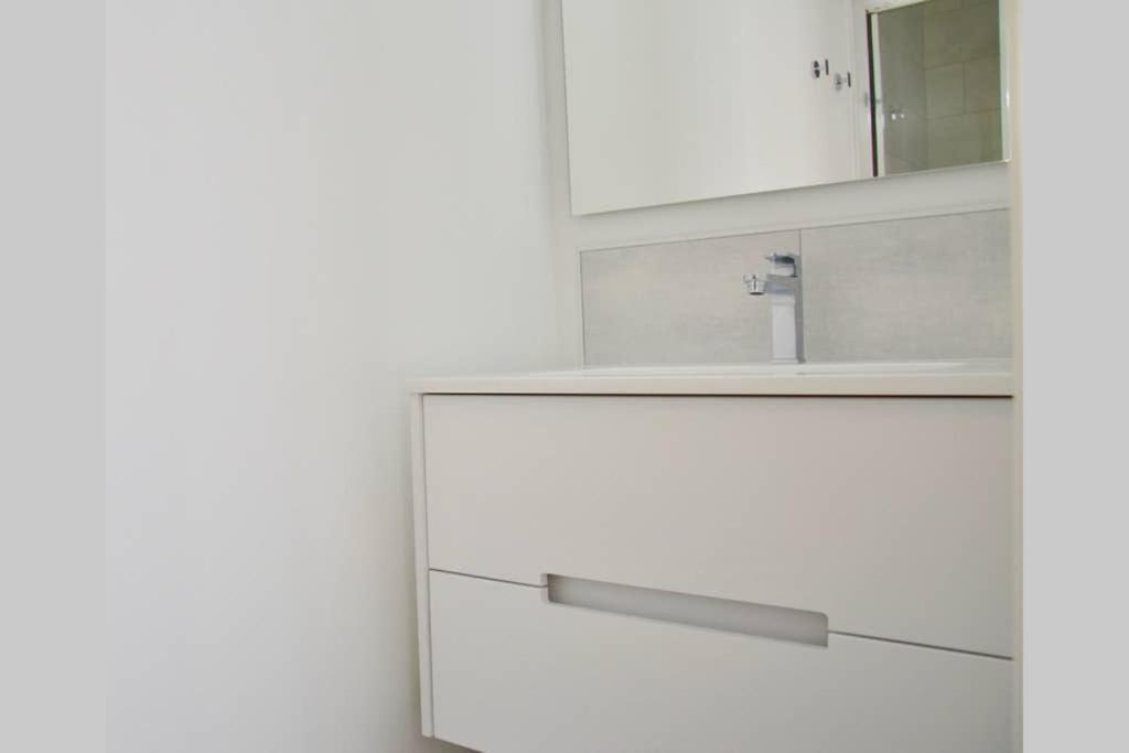 Dolmen Adrien 5 Apartment *
